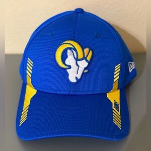 Los Angeles Rams New Era 39THIRTY Flex Fit Hat Small Medium Blue Yellow NFL Cap